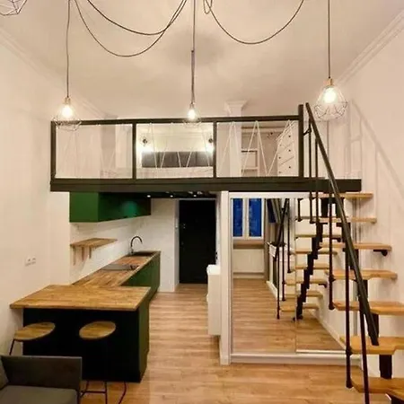 Golden Apartments- Center - Zl65 Apartment *